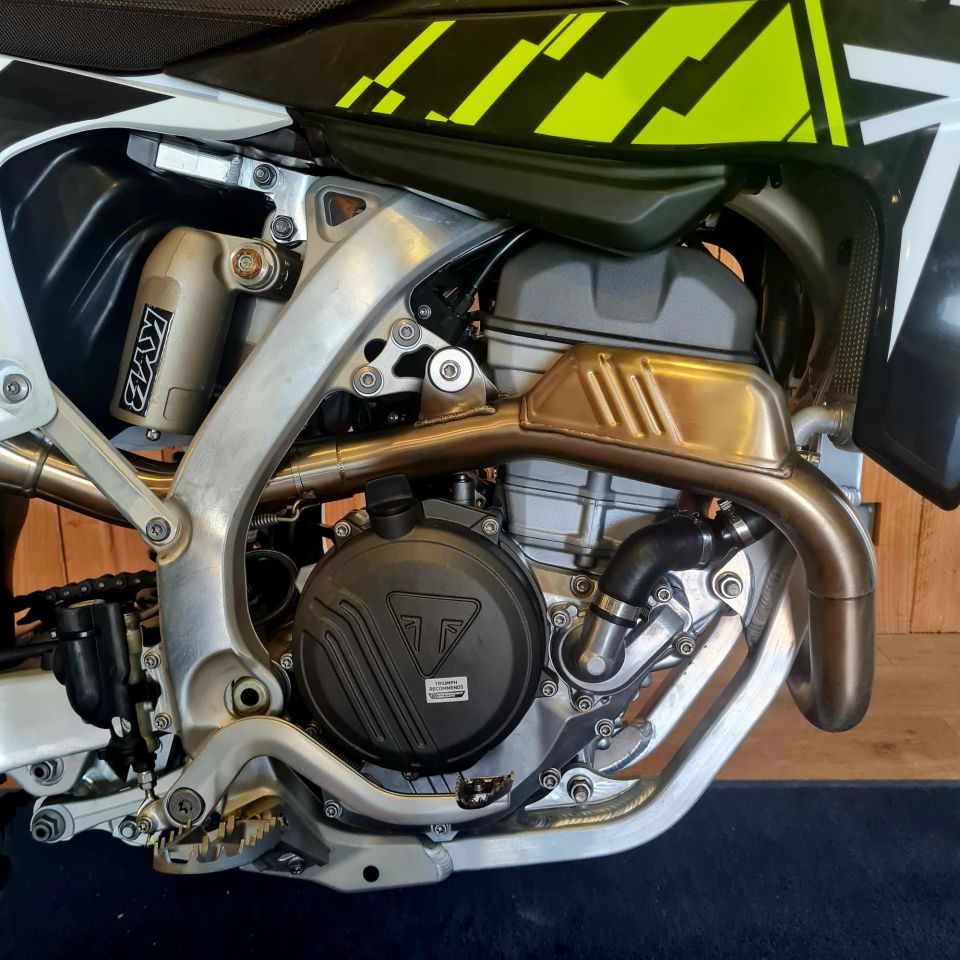 TRIUMPH TF 250-X 4