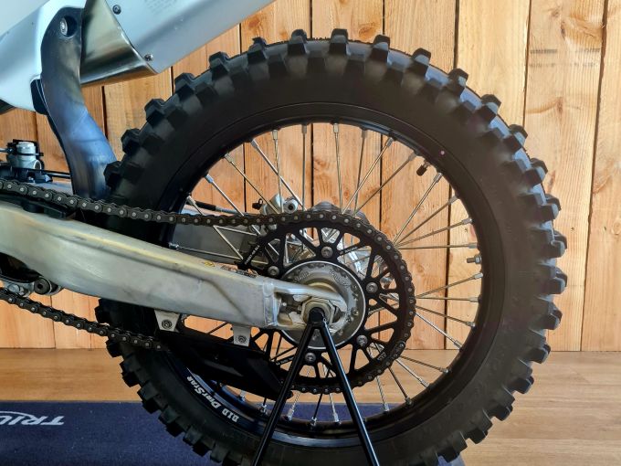 TRIUMPH TF 250-X 4