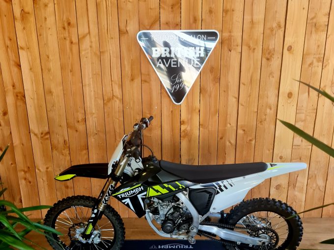 TRIUMPH TF 250-X 4