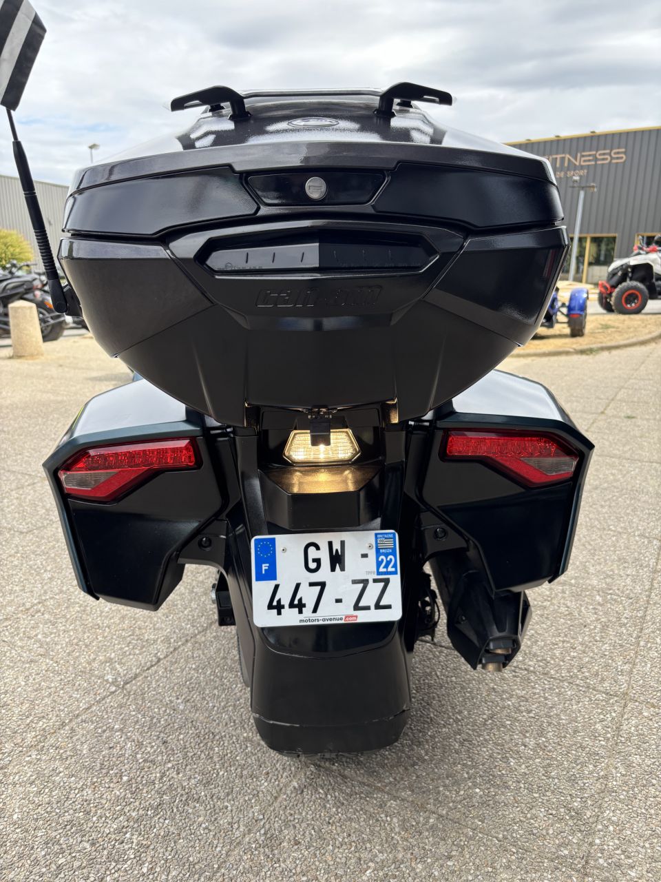 CAN-AM SPYDER F3-T LIM 4