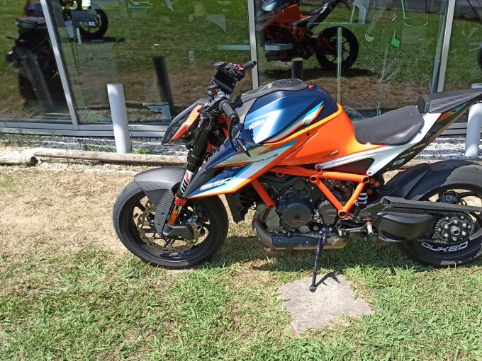 KTM 1290 SUPER DUKE RR 4