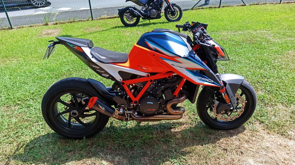 KTM 1290 SUPER DUKE RR 4