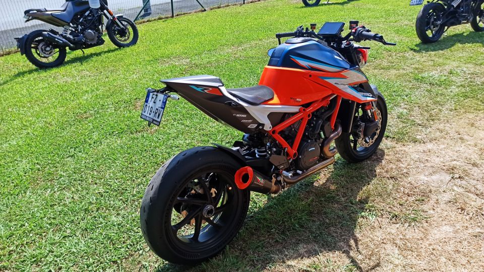 KTM 1290 SUPER DUKE RR 4