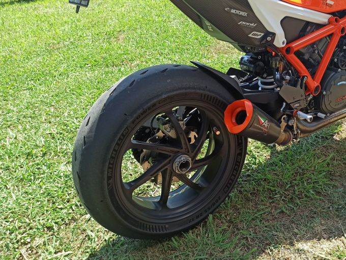 KTM 1290 SUPER DUKE RR 4