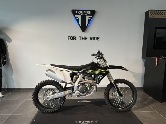 TRIUMPH TF 250-X 4