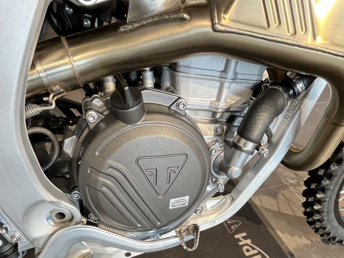 TRIUMPH TF 250-X 4