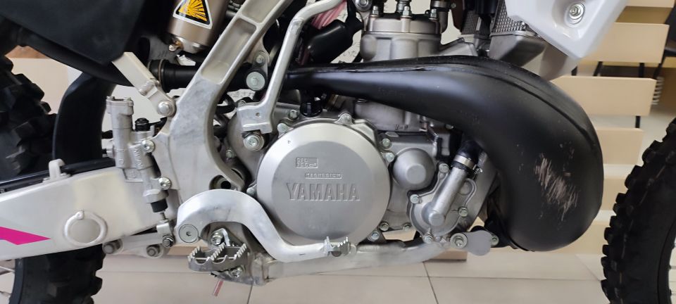 YAMAHA YZ250 4