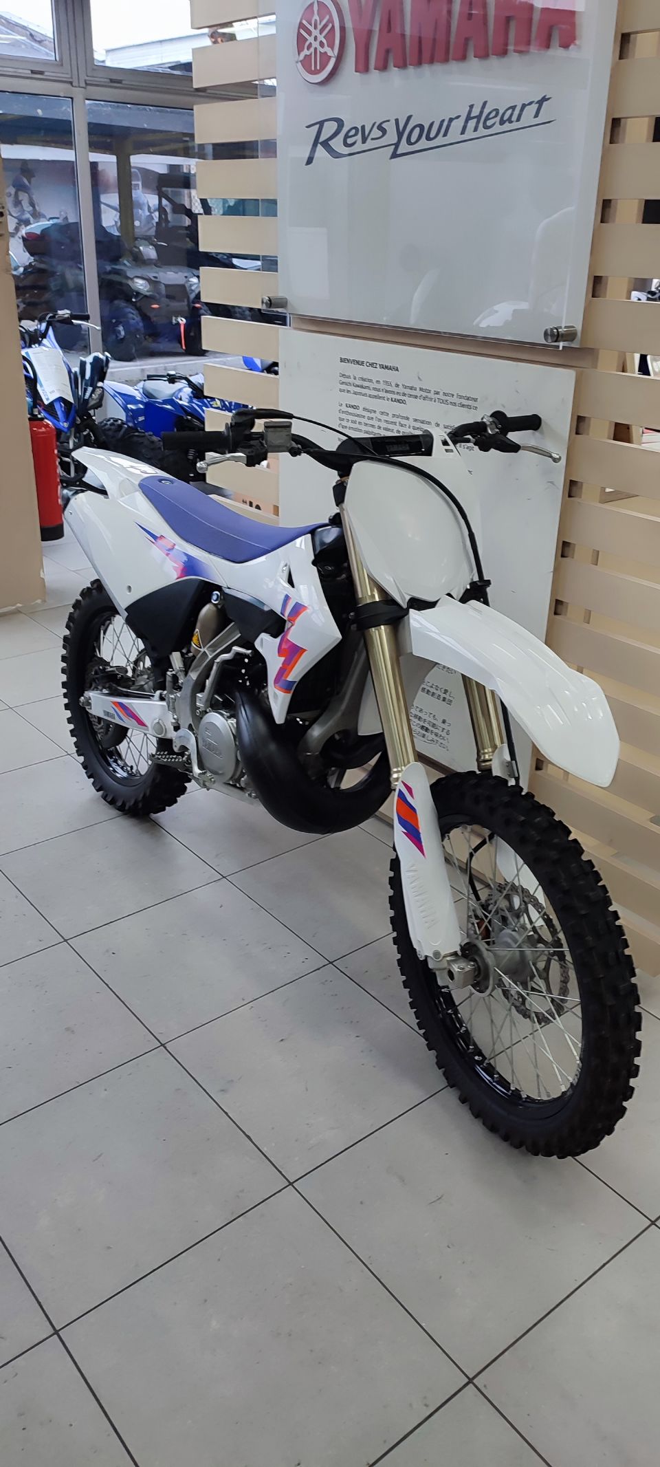 YAMAHA YZ250 4