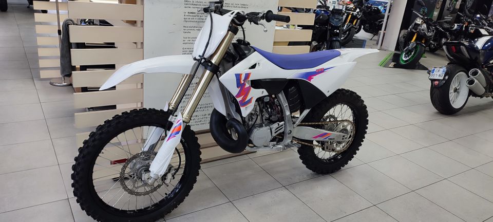 YAMAHA YZ250 4