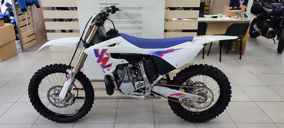 YAMAHA YZ250 4