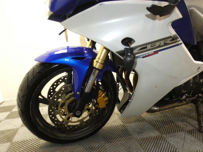 HONDA CBR 600 F 4