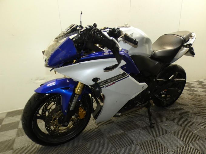 HONDA CBR 600 F 4