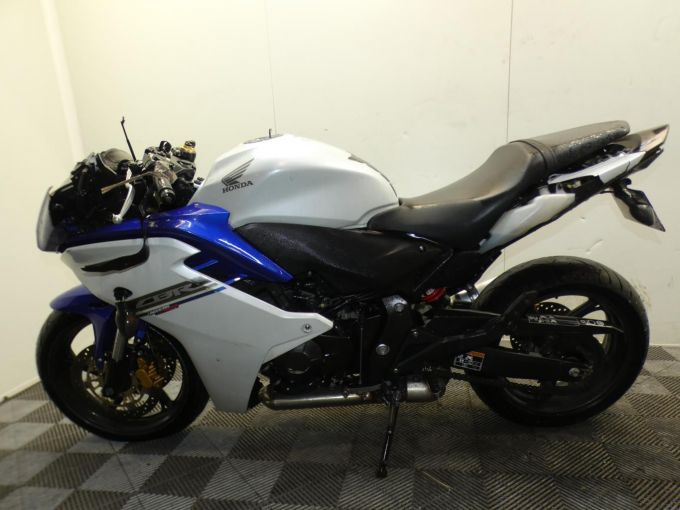 HONDA CBR 600 F 4