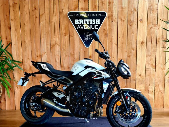 TRIUMPH STREET TRIPLE 765 R 4