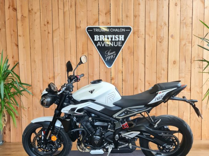 TRIUMPH STREET TRIPLE 765 R 4