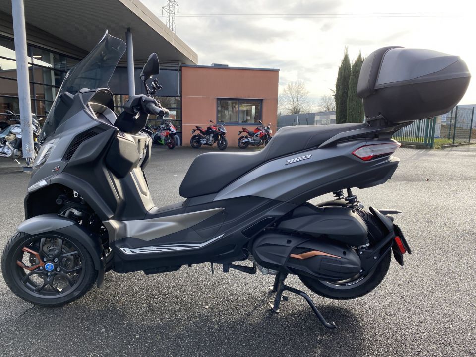 PIAGGIO MP3 530 HPE EXCLUSIVE 4