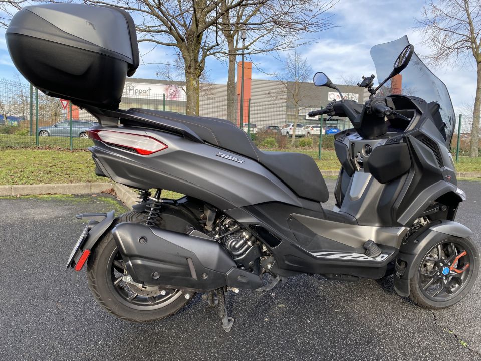 PIAGGIO MP3 530 HPE EXCLUSIVE 4