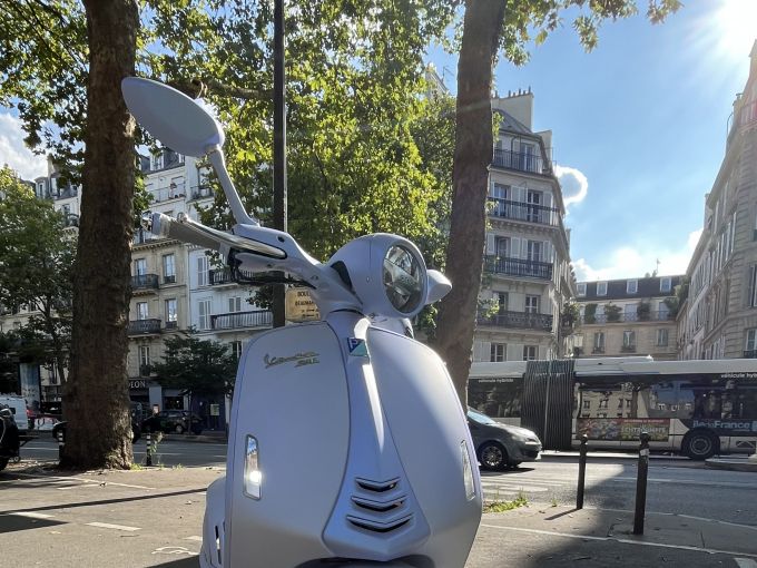 VESPA 946 ABS-ASR 125 4