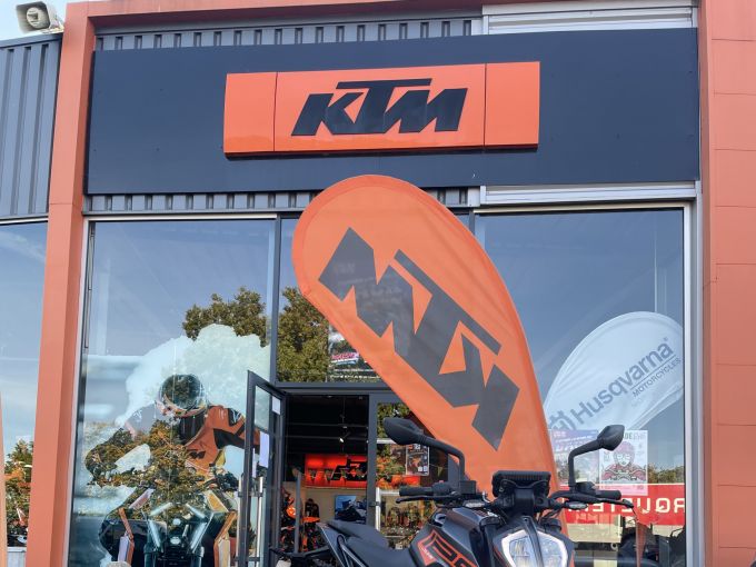 KTM 125 DUKE 4