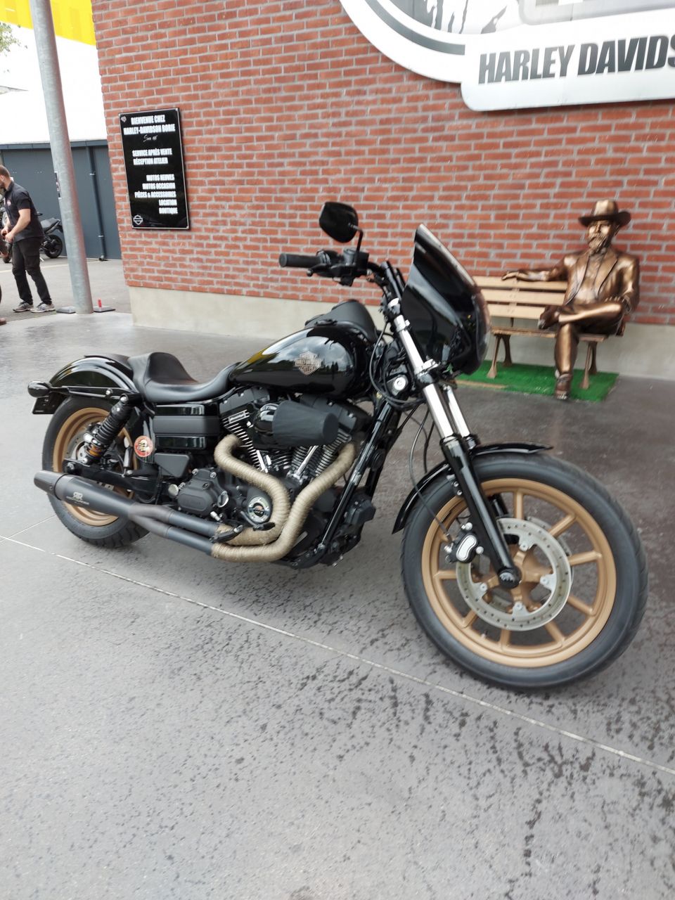 HARLEY-DAVIDSON DYNA LOW RIDER 1800 S 4