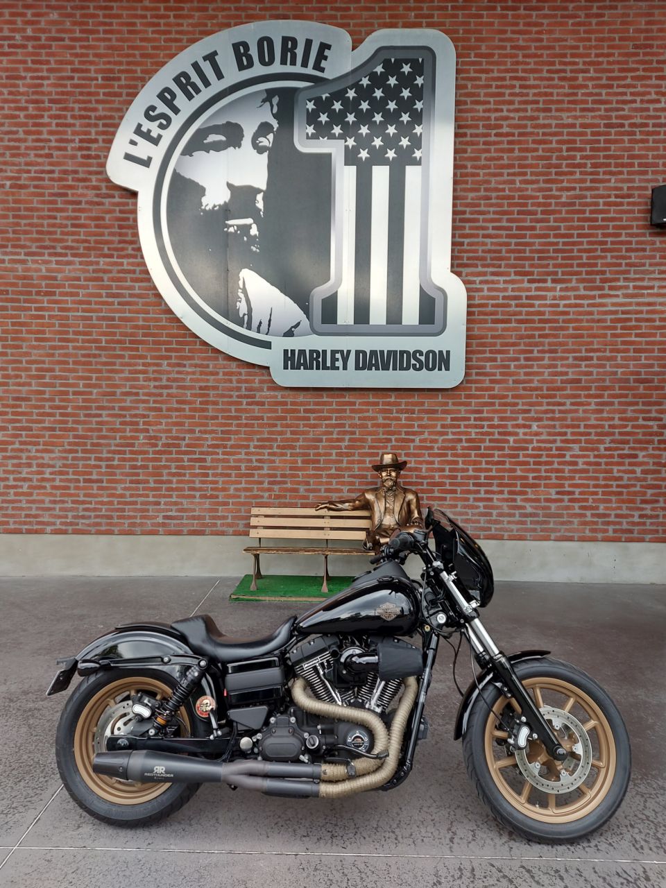 HARLEY-DAVIDSON DYNA LOW RIDER 1800 S 4
