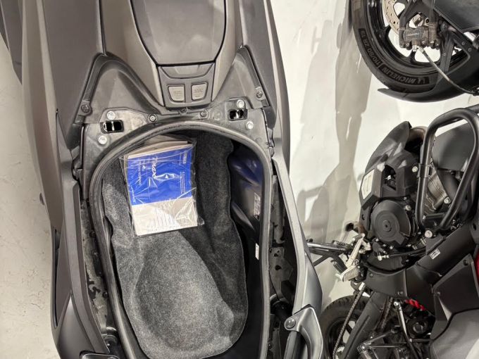 YAMAHA XP T-MAX 560 4