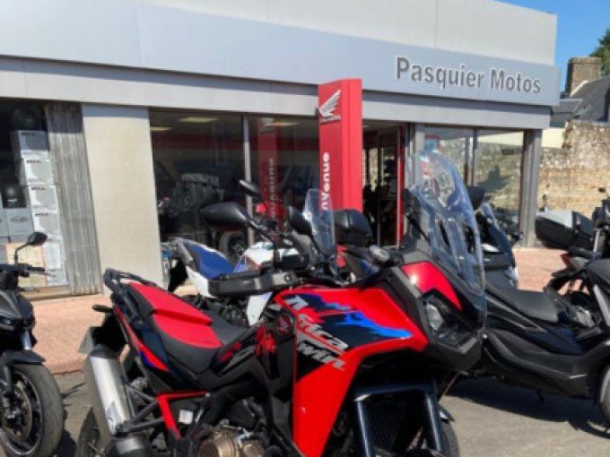 HONDA Africa Twin CRF1100L 4