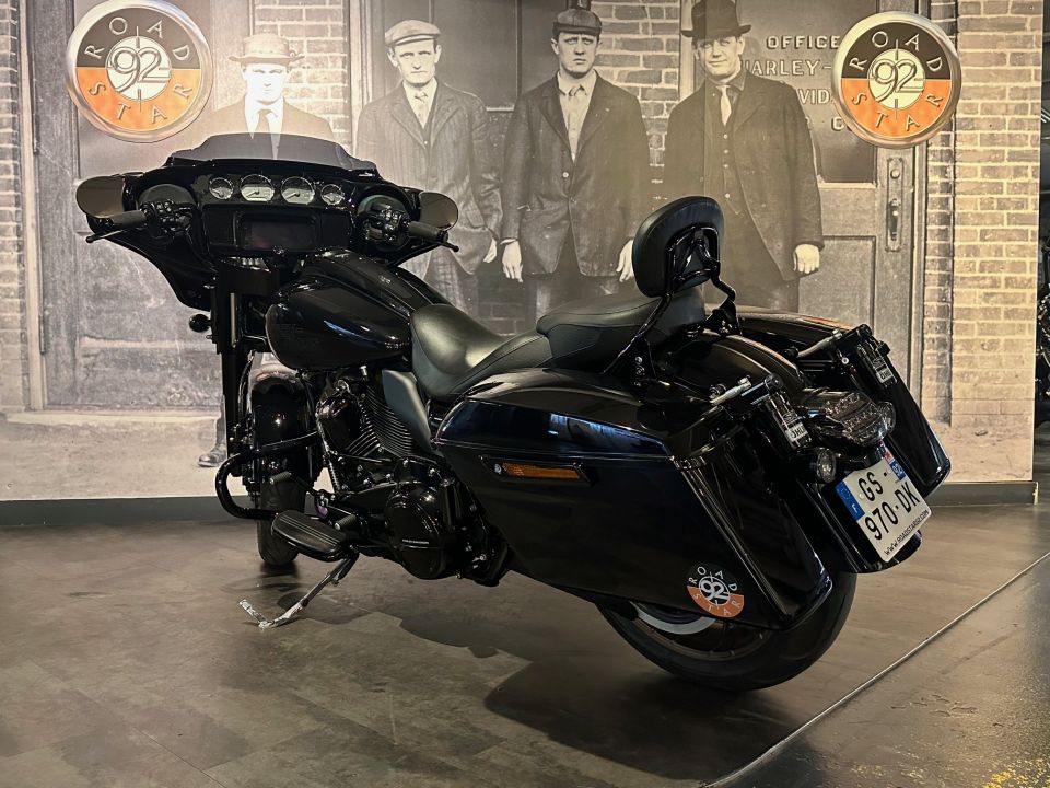 HARLEY-DAVIDSON TOURING STREET GLIDE 1923 ST 4