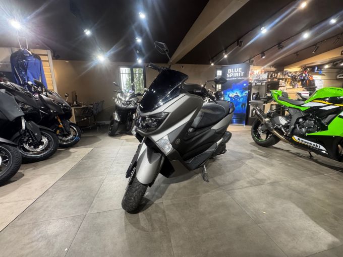 YAMAHA NMAX 125 4