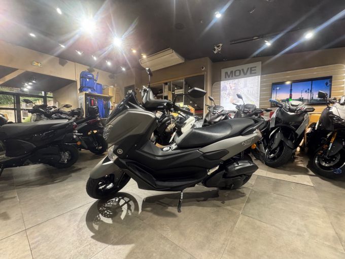 YAMAHA NMAX 125 4
