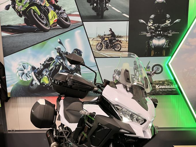 KAWASAKI VERSYS 1000 4