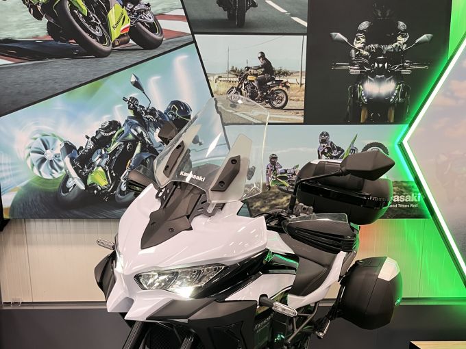 KAWASAKI VERSYS 1000 4