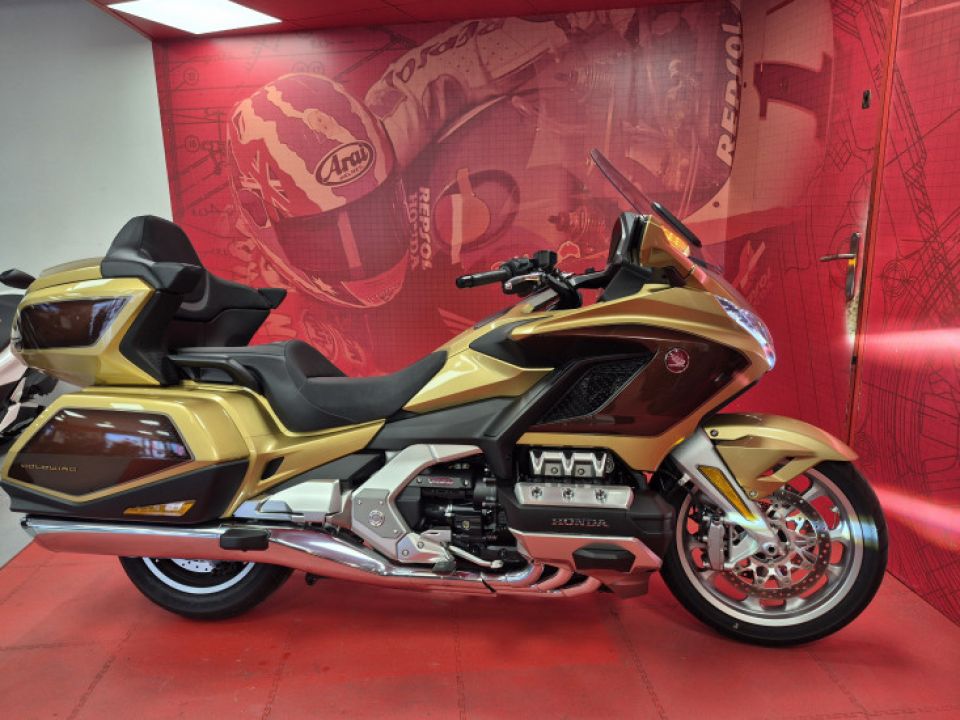 HONDA GoldWing Touring DCT Airbag 4