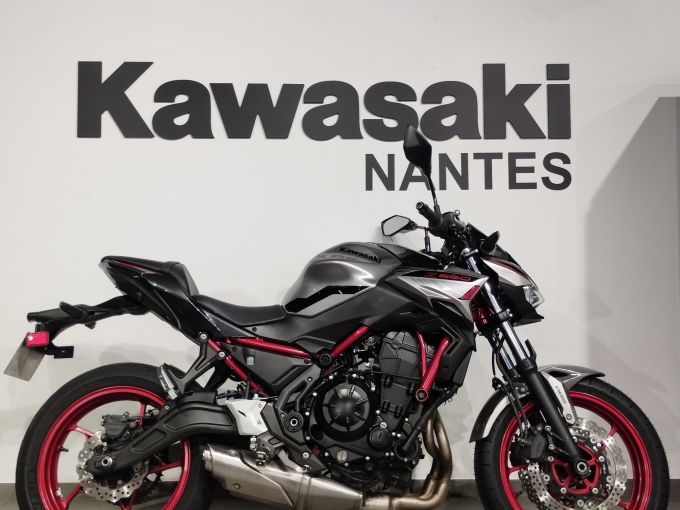 KAWASAKI Z650 4