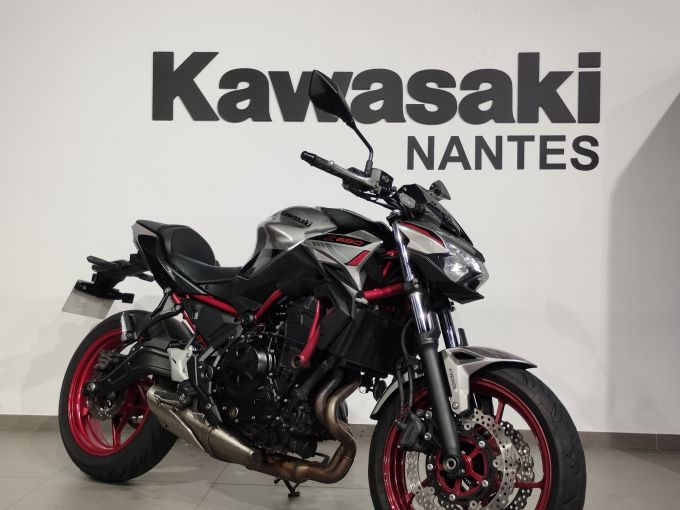 KAWASAKI Z650 4