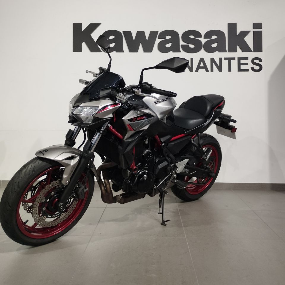 KAWASAKI Z650 4
