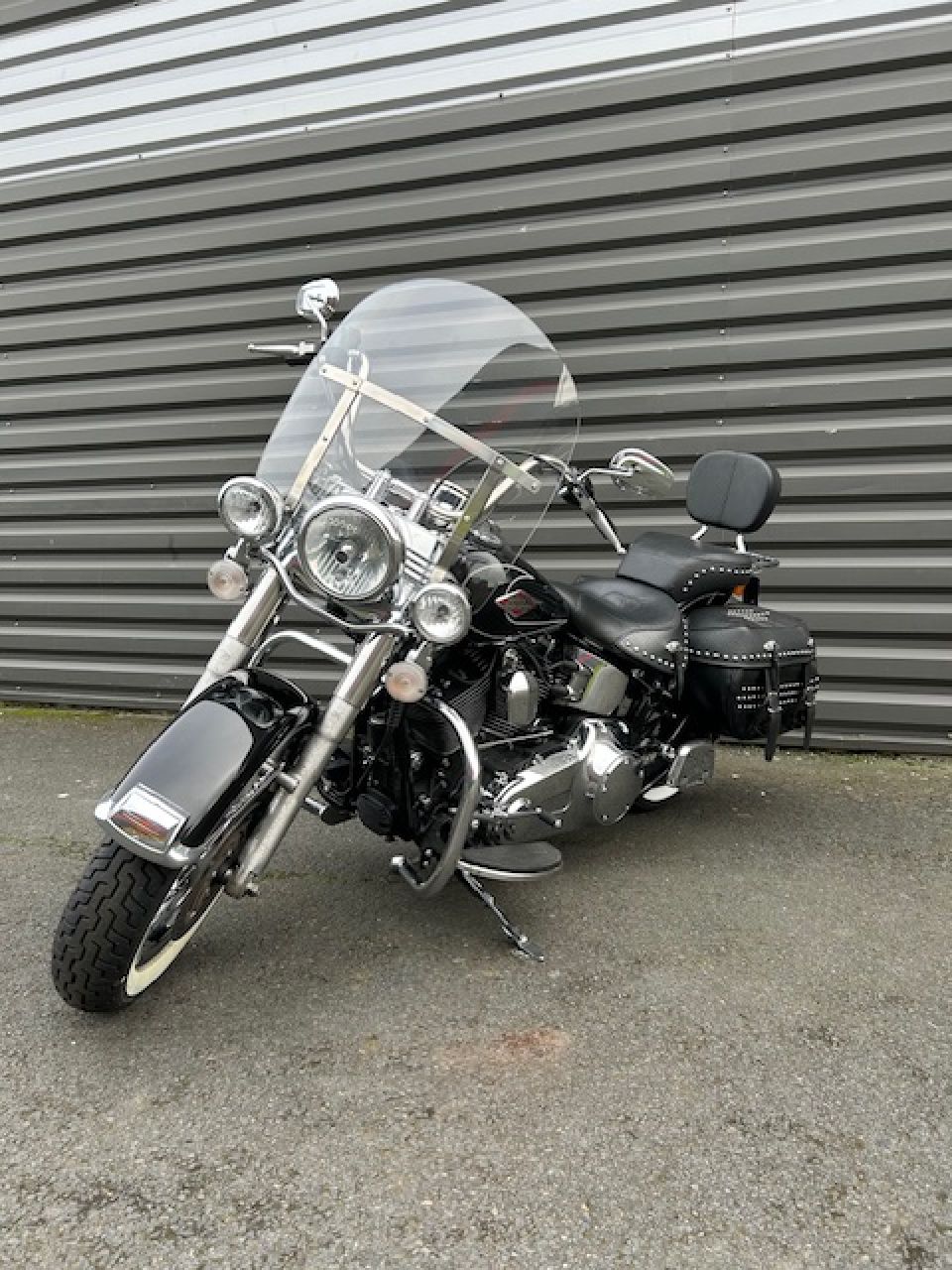 HARLEY-DAVIDSON SOFTAIL HERITAGE 1584 4