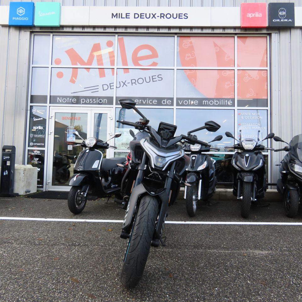 CF MOTO 800 NK Advance 4