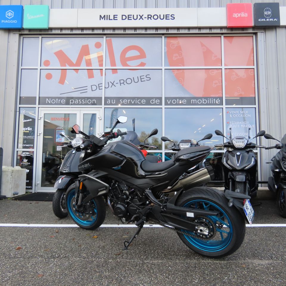 CF MOTO 800 NK Advance 4