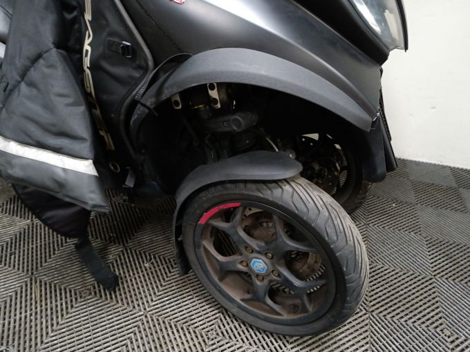 PIAGGIO MP3 300 LT 4