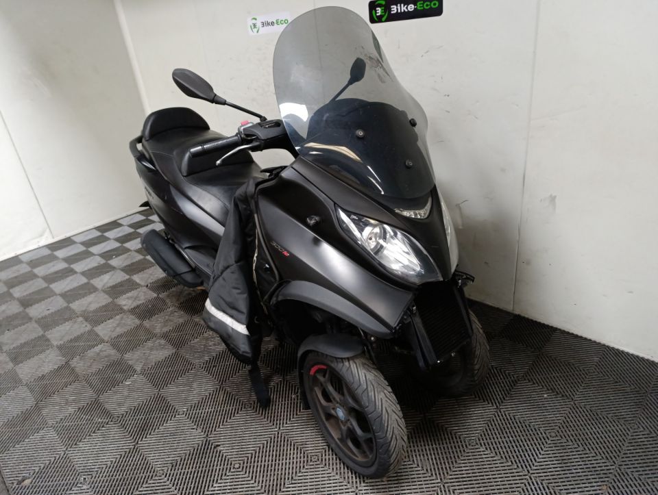 PIAGGIO MP3 300 LT 4