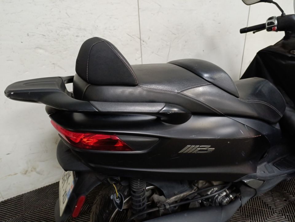 PIAGGIO MP3 300 LT 4