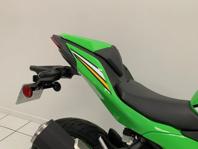 KAWASAKI Ninja 500 4