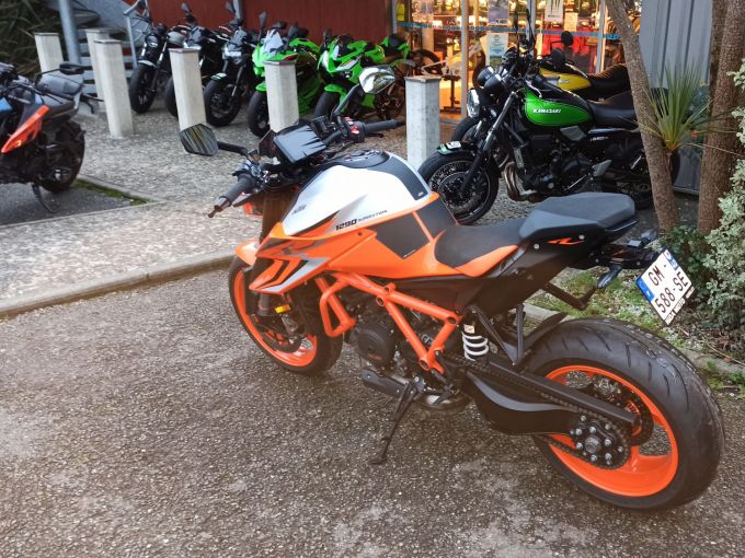 KTM 1290 SUPER DUKE R 4