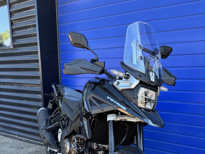 SUZUKI DL V-STROM 1050 4