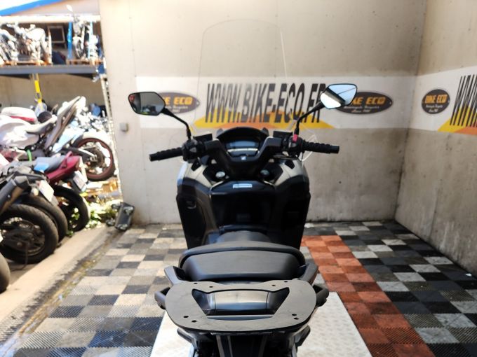 HONDA INTEGRA 750 4