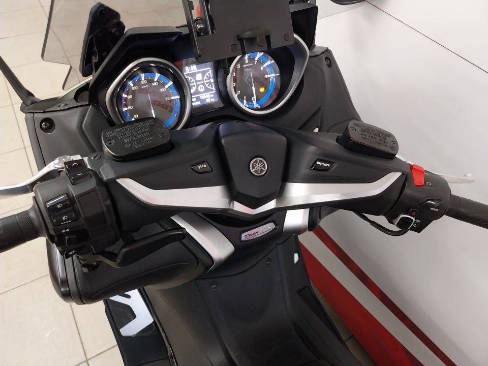 YAMAHA T-MAX  530 SX 4