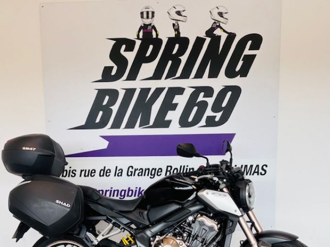 HONDA CB 650 R 4