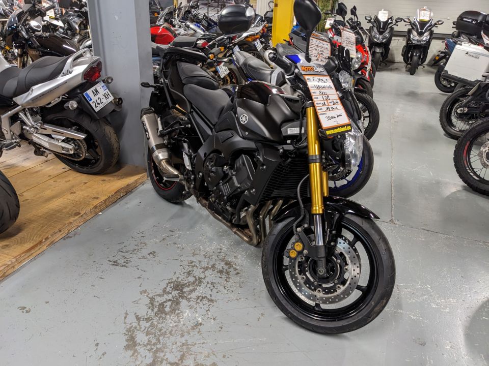 YAMAHA FZ8 4