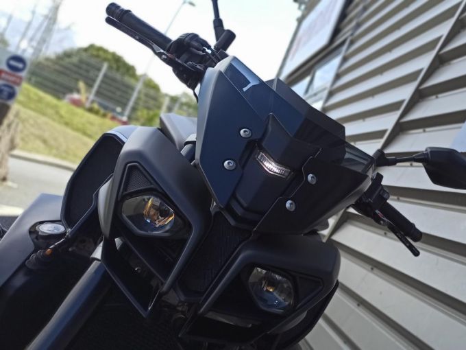 YAMAHA MT-10 4